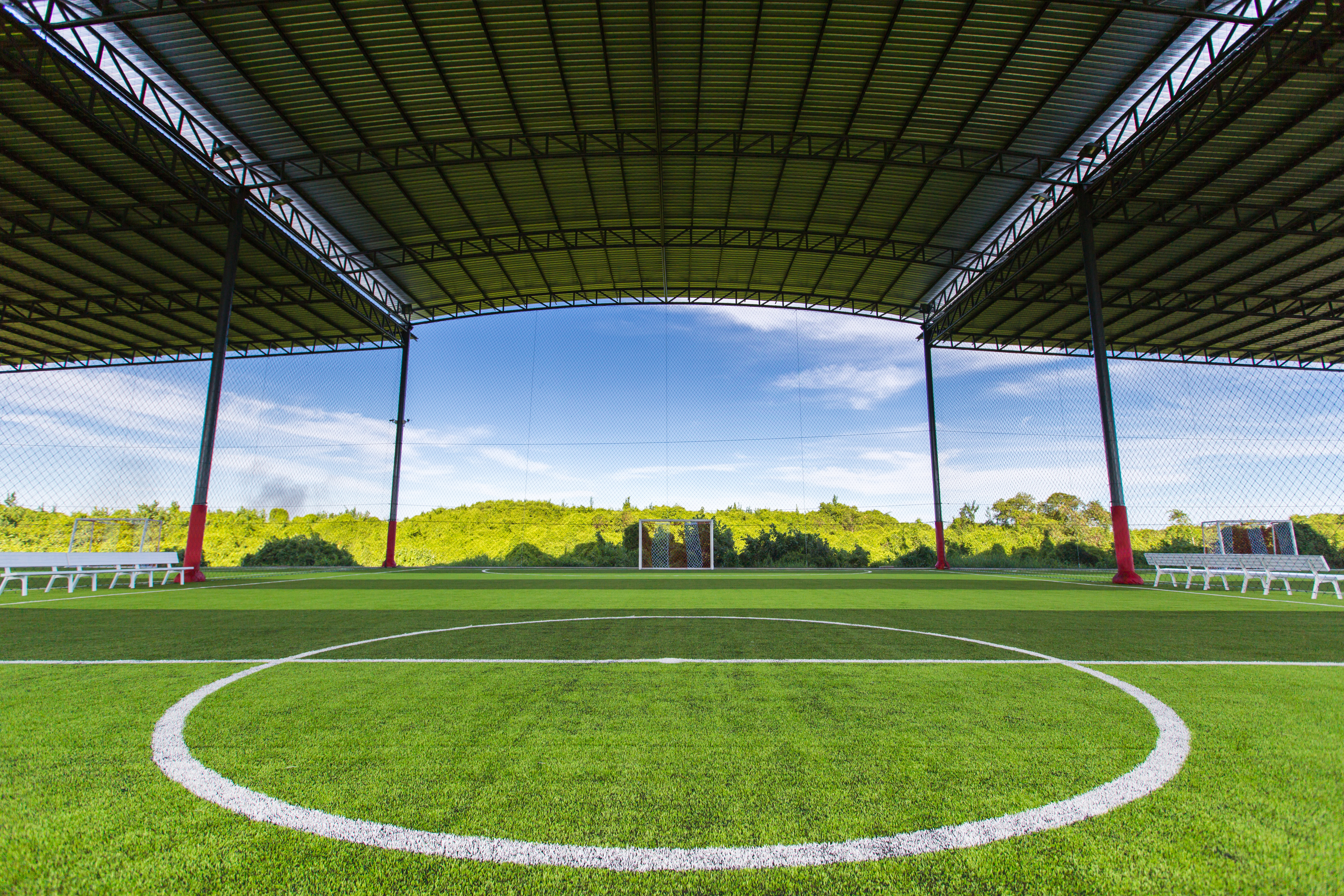 Advantages of Artificial Turf Used for Indoor Football Fields