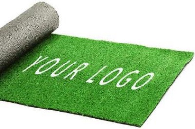 Entrance mat with logo